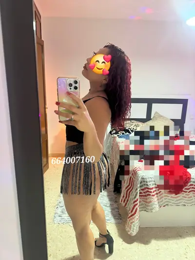 RUBI, ESCORT LATINA DE 23 AÑOS EN DON BENITO