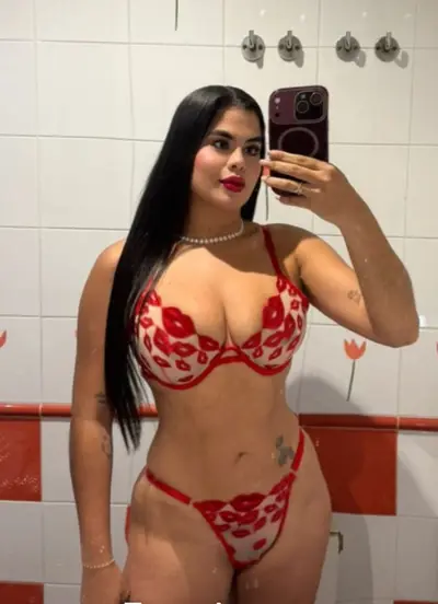 SOFIA 25 AÑOS ESCORT EN RUBI,BARCELONA