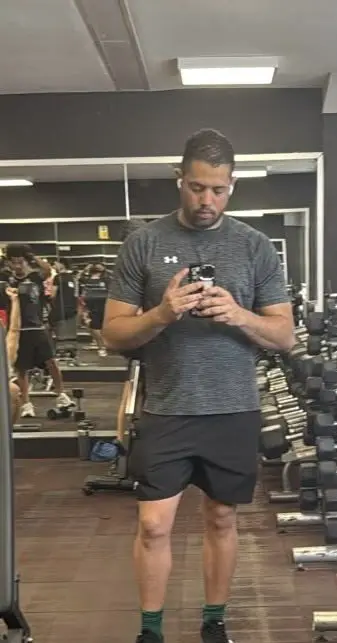 MARCOS 33 AÑOS, VENEZOLANO EN GRANADA